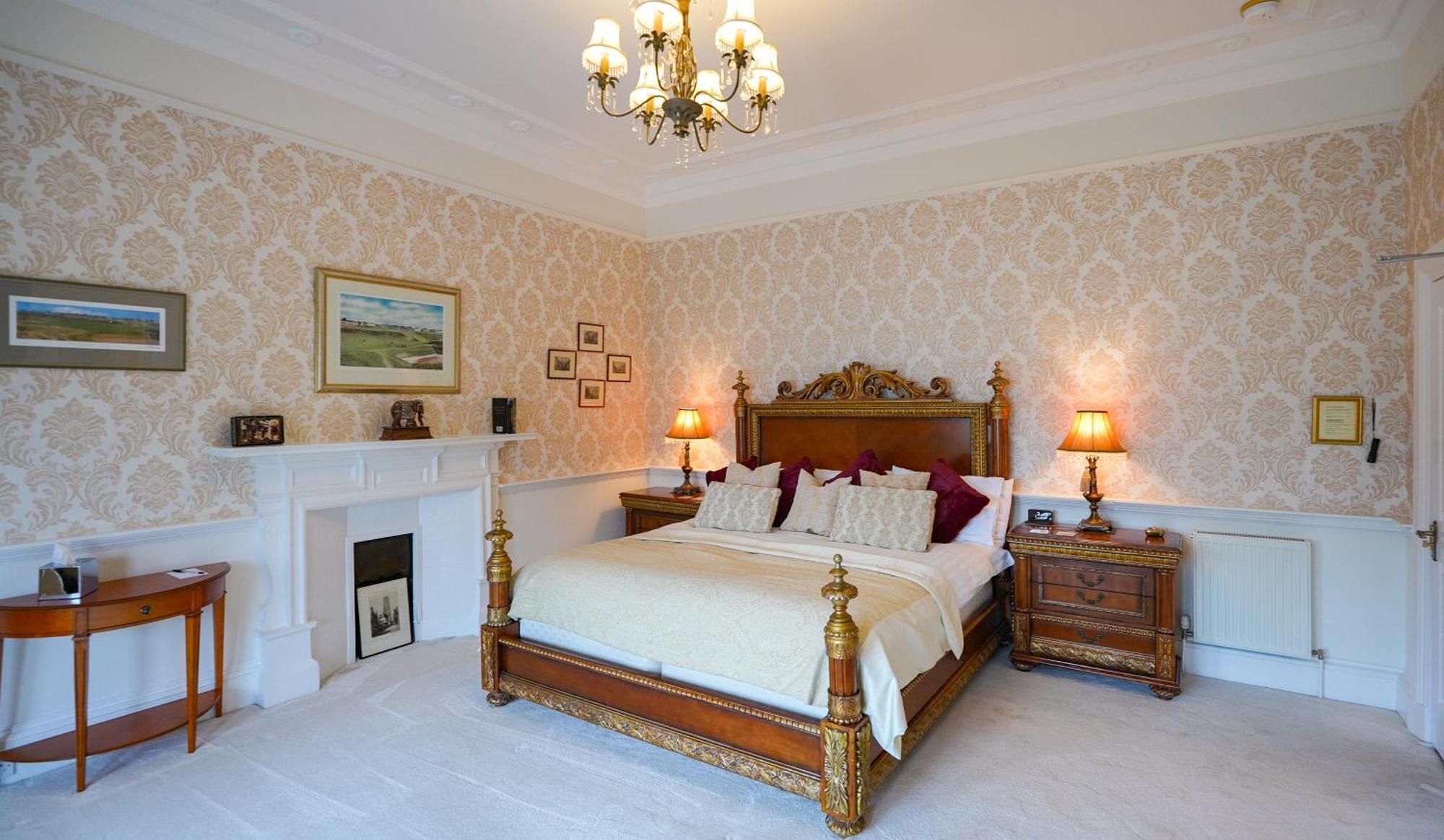 The Townhouse Ayr - Luxury B&B - Adults Only Bagian luar foto